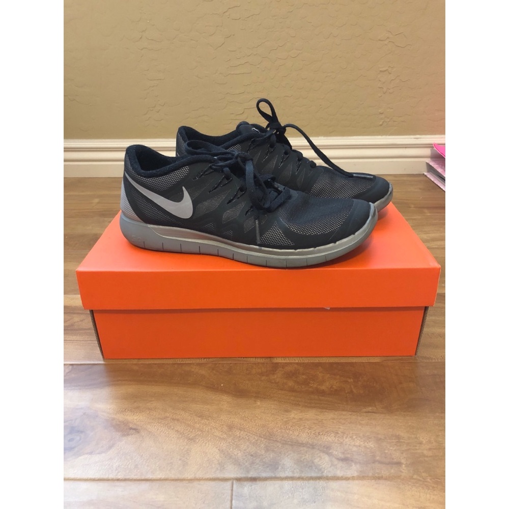 Nike Free Runs Black Reflective